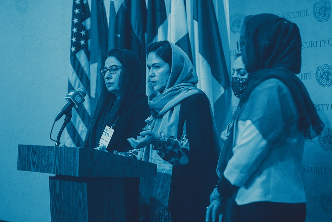 Research repeatedly shows that women’s involvement in peace-brokering activities results in lasting success, but around the world, they’re underrepresented at the table. Experts, including Natasha Stott Despoja, weigh in: ow.ly/w9JU103ISil