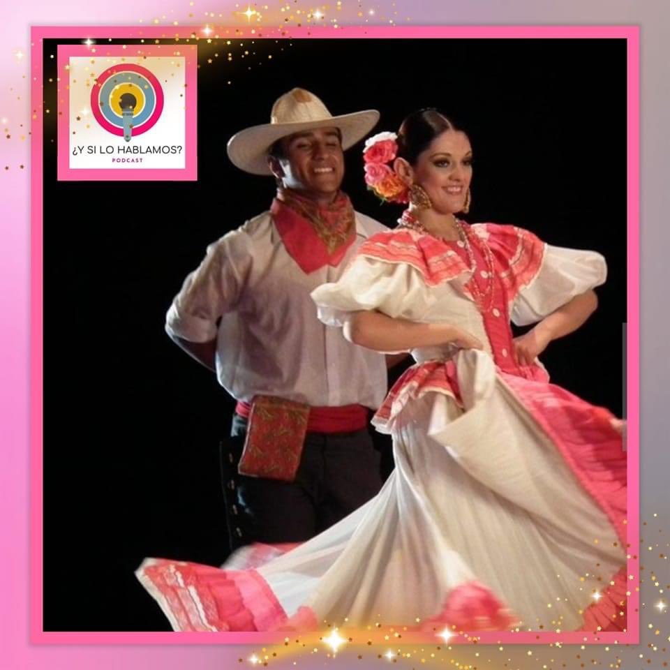 YSLHpodcast's tweet image. El traje típico de Colima está estrechamente relacionado con las tradiciones religiosas del estado y del país. En el caso de las mujeres, lo visten exclusivamente durante la celebración del novenario de la Virgen de Guadalupe.

#YSiLoHablamos #vivecolima