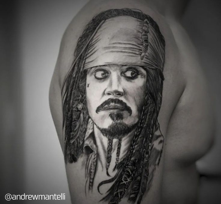 andrewziim's tweet photo. #JackSparrow #jacksparrowtattoo #PiratesoftheCaribbean https://t.co/v98gWskJwz