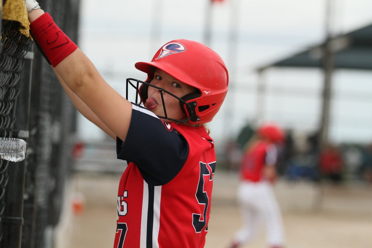 cyclones16u's tweet photo. Nice weekend in Kansas City for the Under Armour Championship Series. Cyclones got 3rd place. Was an up and down weekend! These ladies have lots of fun. Keep grinding ladies. #softball #tournment #usaaa https://t.co/qFWiF6077A
