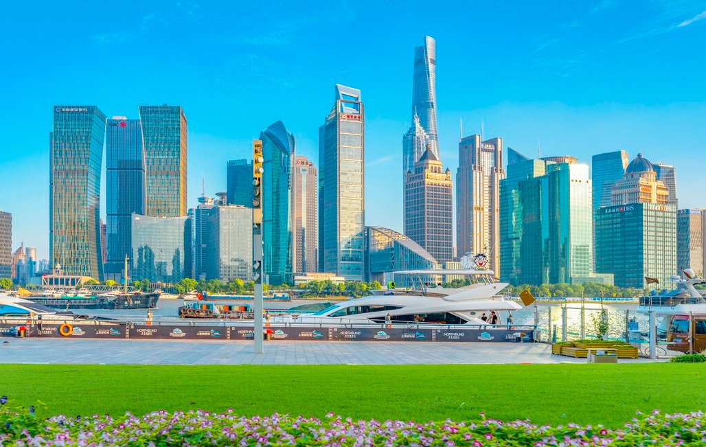 fcdexpert's tweet image. 上海全市全面复工复产进展顺利。从6月1日上海开始全面复工复产后，上海全市各行各业都在积极，千方百计恢复正常，目前上海公交线路基本全部恢复，各企业复工复产率达到65%，可以说，上海正在慢慢恢复生机。