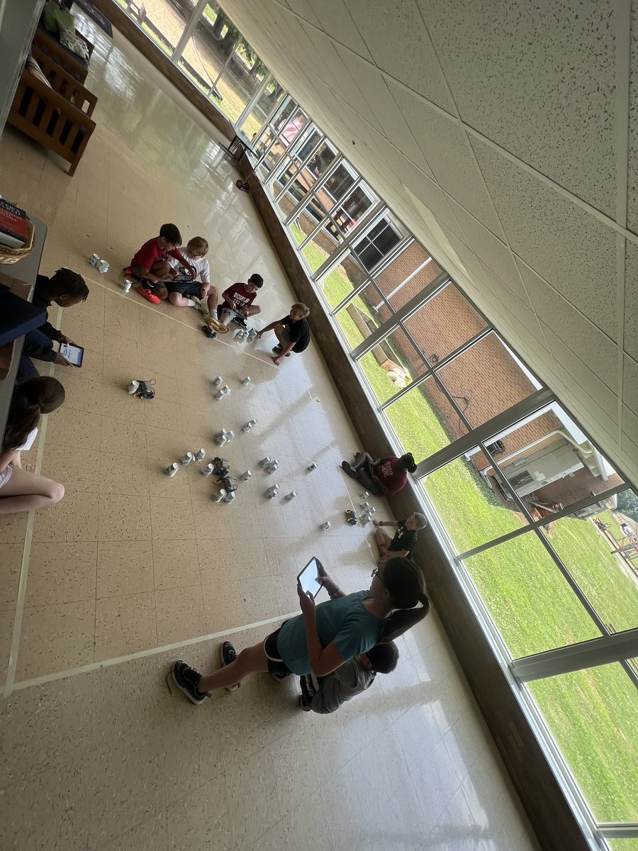 Enrichment Camp Day 2- Building and Coding Robots <a href="/_REThompson/">R. E. Thompson Intermediate School</a> <a href="/TuscumbiaCitySc/">Tuscumbia City Schools</a>