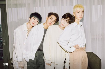 innercircleww's tweet photo. [NEWS] “Trust and listen, WINNER to make their comeback as a whole group in July after 2 years”

React to the first or the second emoji

🔗 https://t.co/cFo1ARTeqY

#위너 #WINNER #김진우 #JINU #이승훈 #HOONY #송민호 #MINO #강승윤 #YOON @yginnercircle @yg_winnercity https://t.co/mW8uV6sOxJ