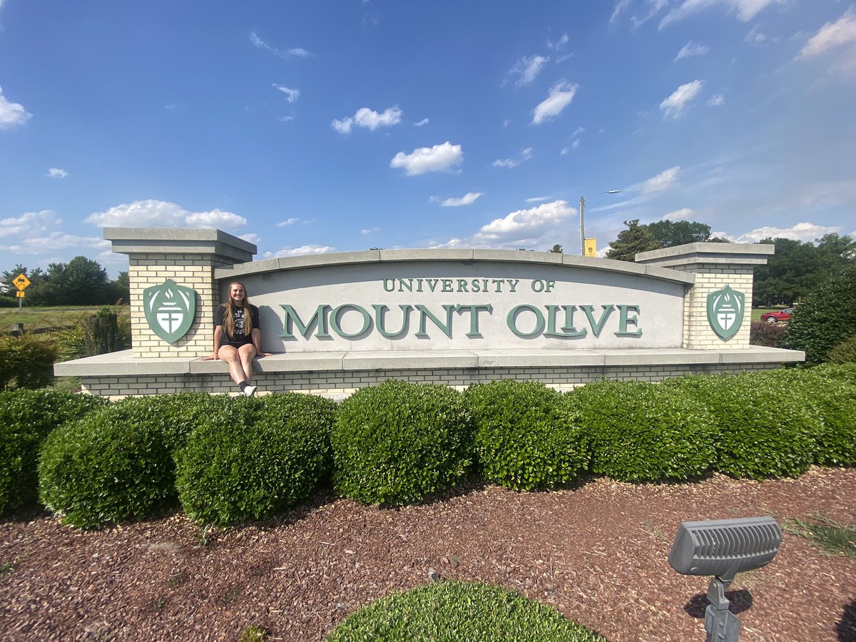 Absolutely had a great time today <a href="/UMOSoftball/">Mount Olive Softball</a> 🤍 Thank you <a href="/UMO_CoachLuke/">Coach Luke - UMO</a> &amp; <a href="/CoachMandy13/">Mandy Sansbury🥎</a> hope to see you next time !