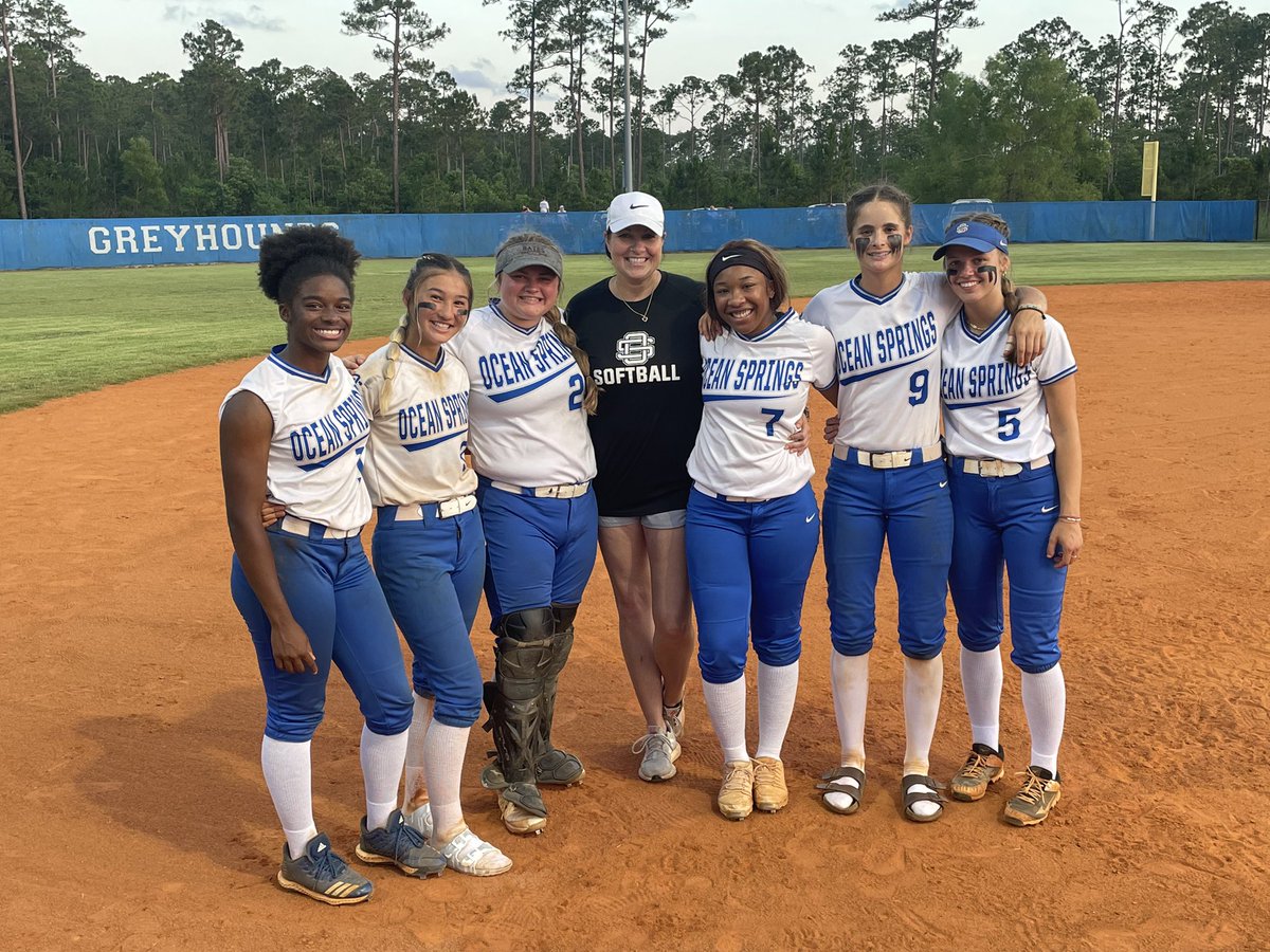 Congrats to these Lady Greyhounds representing OS in the East vs West Coast All Star game!