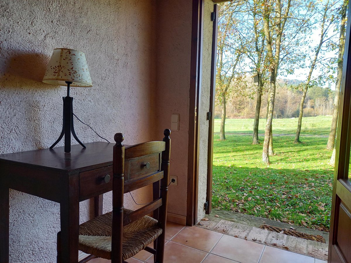 Ruralgia's tweet photo. https://t.co/8S01VfFXdR La Cirera. Te lo mereces, aire puro y paz. Desde: 17-06-2022. Sant Boi de Lluçanès. En la casa hay dos habitaciones grandes con TV y baño privado, una cocina-comedor con chimenea y sa https://t.co/hpRL5O5O6C
