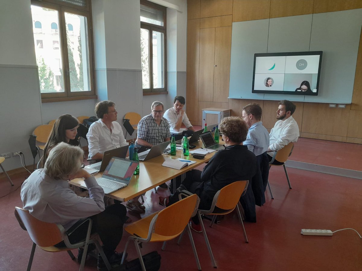 a_schilin's tweet photo. Yesterday, a long-planned project came to an end. Finally, we held our ECR workshop on #differentiation in the EU. It was the first academic workshop I organised with PhD fellows from the @ResearchDi network and it was an excellent experience #Thread https://t.co/LLETCztZPp