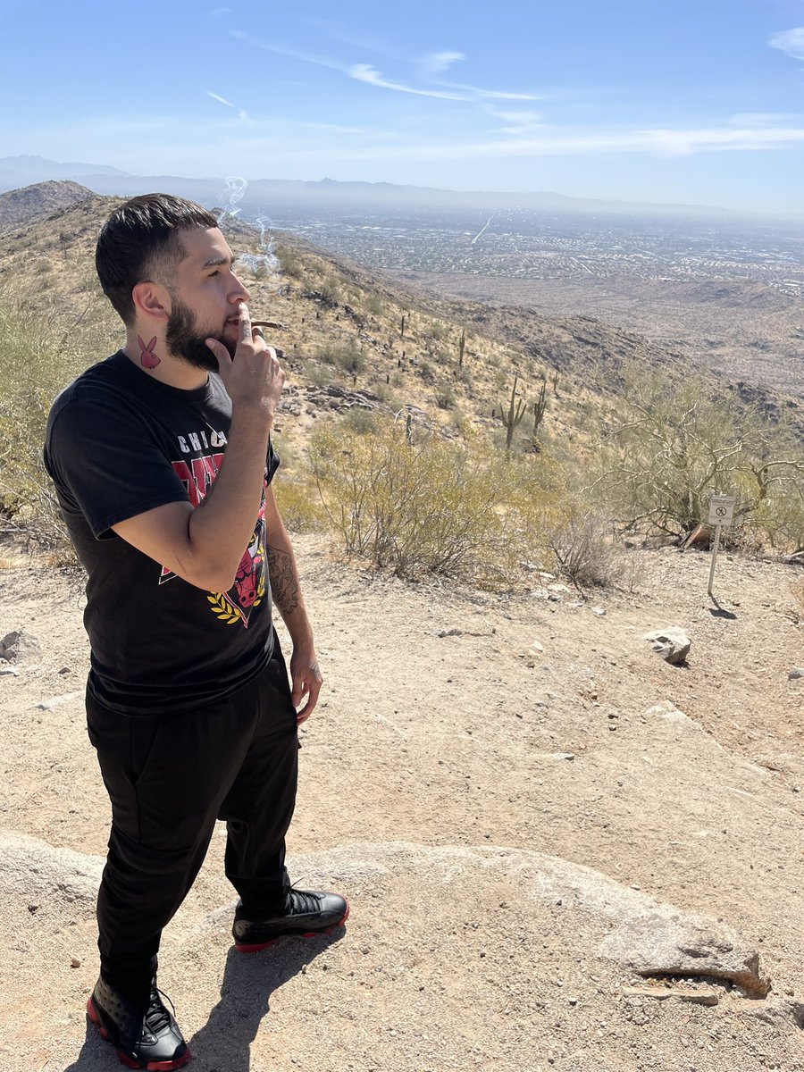 21blessed21's tweet photo. They say sky’s the limit but it just keep going up ✅🔝 https://t.co/ERZcUWuE8V