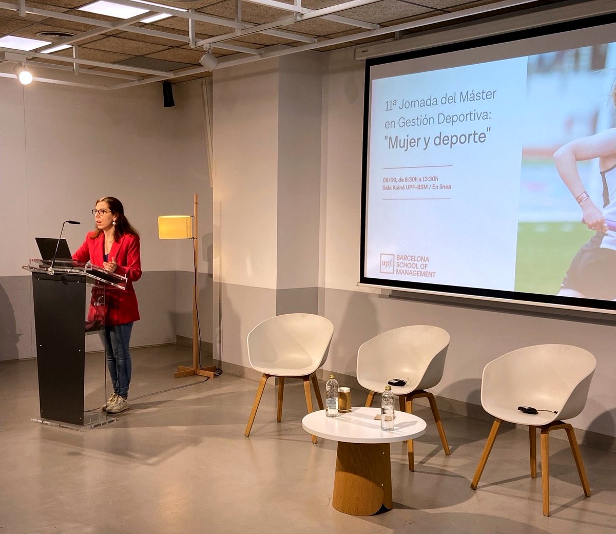 #JornadaMGEE
❗ 🙋‍♀️ Todo listo para empezar las <a href="/Jornada_MGEE/">Jornada MGEE</a> organizadas por el Máster en Gestión Deportiva #UPFBSM 'Mujer y deporte'.

⏰De 9:00 a 13:30h
¿Quieres conocer temática y ponentes? 
Abrimos hilo🧵