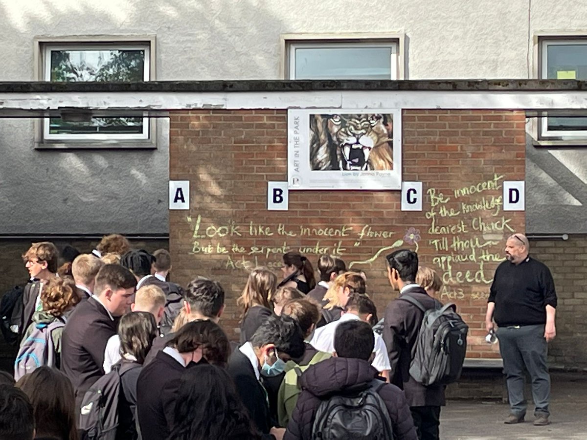 PRS_English's tweet image. Our Y11s were able to get some last minute reminders before their exam this morning. Good luck! You've got this! #Macbeth #GCSE #PrincesRisboroughSchool #EnglishLiterature