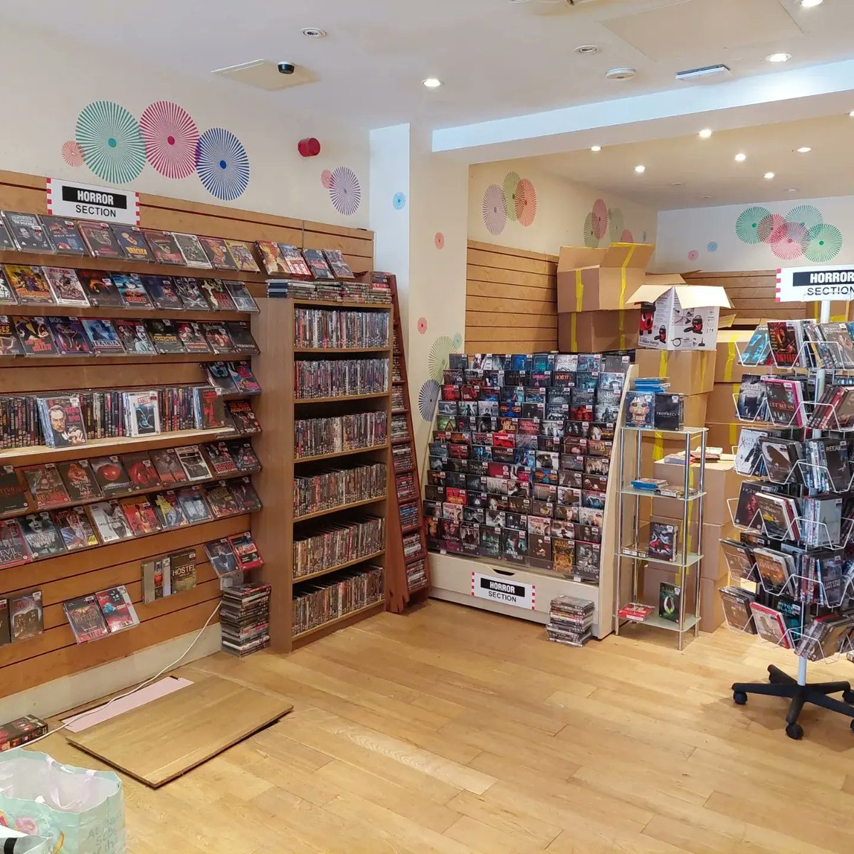 BadMovieCult's tweet photo. Found this place locally & it is an absolute goldmine!
A superb range of great movies all fully refurbished & repackaged
Hard to find & obscure titles are a speciality & I was like a kid in a candy store
If you collect physical media, I cannot recommend enough
#themoviestore https://t.co/5YoNNMd4yB