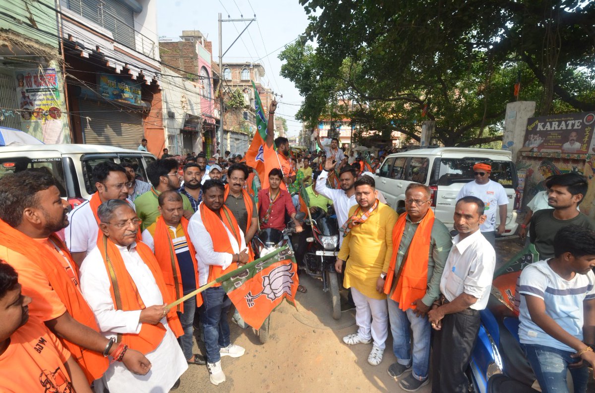 PMishra_BJP's tweet photo. माननीय प्रधानमंत्री श्री नरेन्द्र मोदी जी के नेतृत्व में सेवा, सुशासन और गरीब कल्याण के सफल आठ साल पूर्ण होने पर पटना के गुलजारबाग स्टेडियम से भारतीय जनता युवा मोर्चा, पटना महानगर द्वारा आयोजित बाइक रैली में सम्मिलत होने का अवसर प्राप्त हुआ 

#8YearsOfDevelopment
#BJP_Bihar
#NaMo https://t.co/zYtrpoQtEO