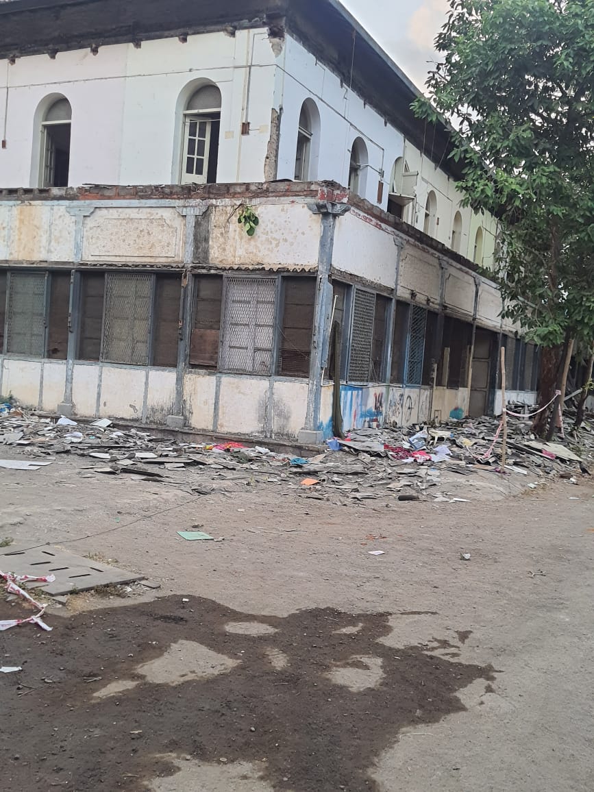 kuzhow's tweet photo. @drmbct @drmbct mm colony lowerparel demolished ,does the crores of rupees teak wood revenue go to the government or the contractor/builder ?our trusted government is known for non corruption. https://t.co/Q3z8OaWuZF