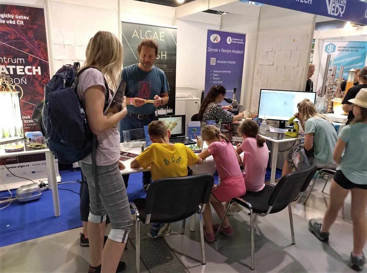 AlgatechTrebon's tweet image. Veletrh vědy AV ČR 2022 je minulostí - ať žije nový ročník 2023!!! #algatech