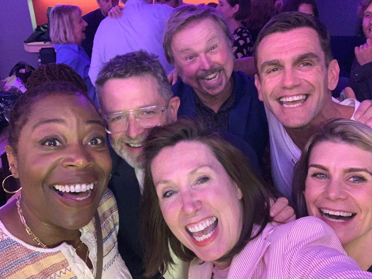 This is what press night friendship and support looks like. <a href="/ParkTheatre/">Park Theatre</a> <a href="/TheStillRoomUK/">The Still Room</a>