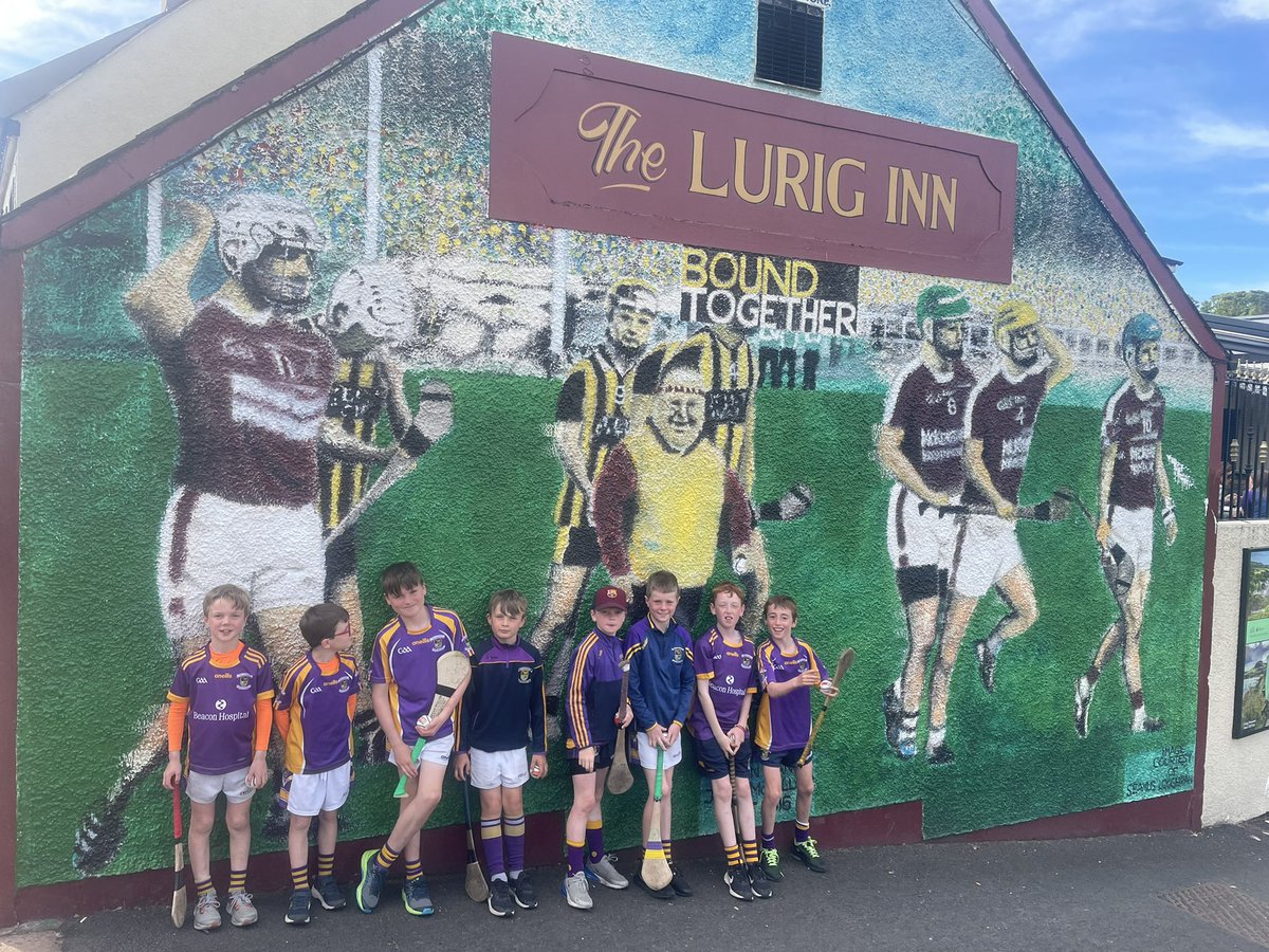 KCsocialHurling's tweet photo. Hurling, swimming and sightseeing in Antrim with KC under 11s. Big thanks to hosts @McQuillanGAC and @RossaGACBelfast https://t.co/GJJyM6XU9g