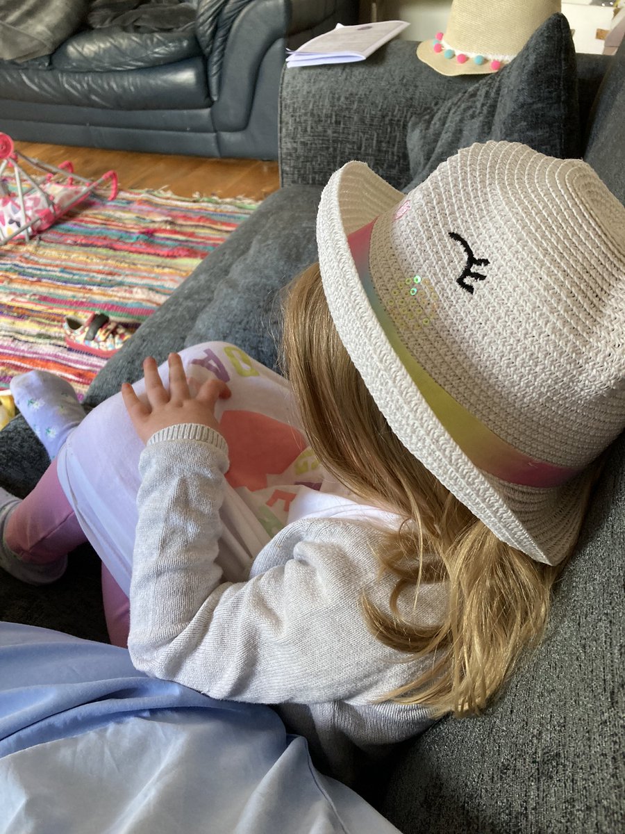 Danielle_Newby's tweet photo. Work assistant today #apparentlysick #pulledafastone #mummy0dot1 https://t.co/4G4VOymS6Y