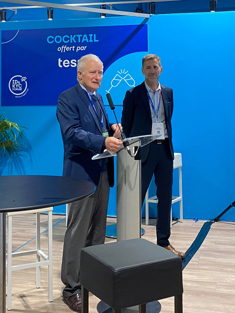 TessiGroupe's tweet photo. #événement

Retour en images sur @Certigna et @TessiGroupe au @FIC_eu :
🔹 Table Ronde KYC Électronique : « Le KYC électronique, une révolution au sein des entreprises ? », en présence d’Eric Jamet, CMO, Tessi France
🔹 Cocktail organisé avec ID &amp; KYC FORUM 🍸 https://t.co/IyCGJtWg6q