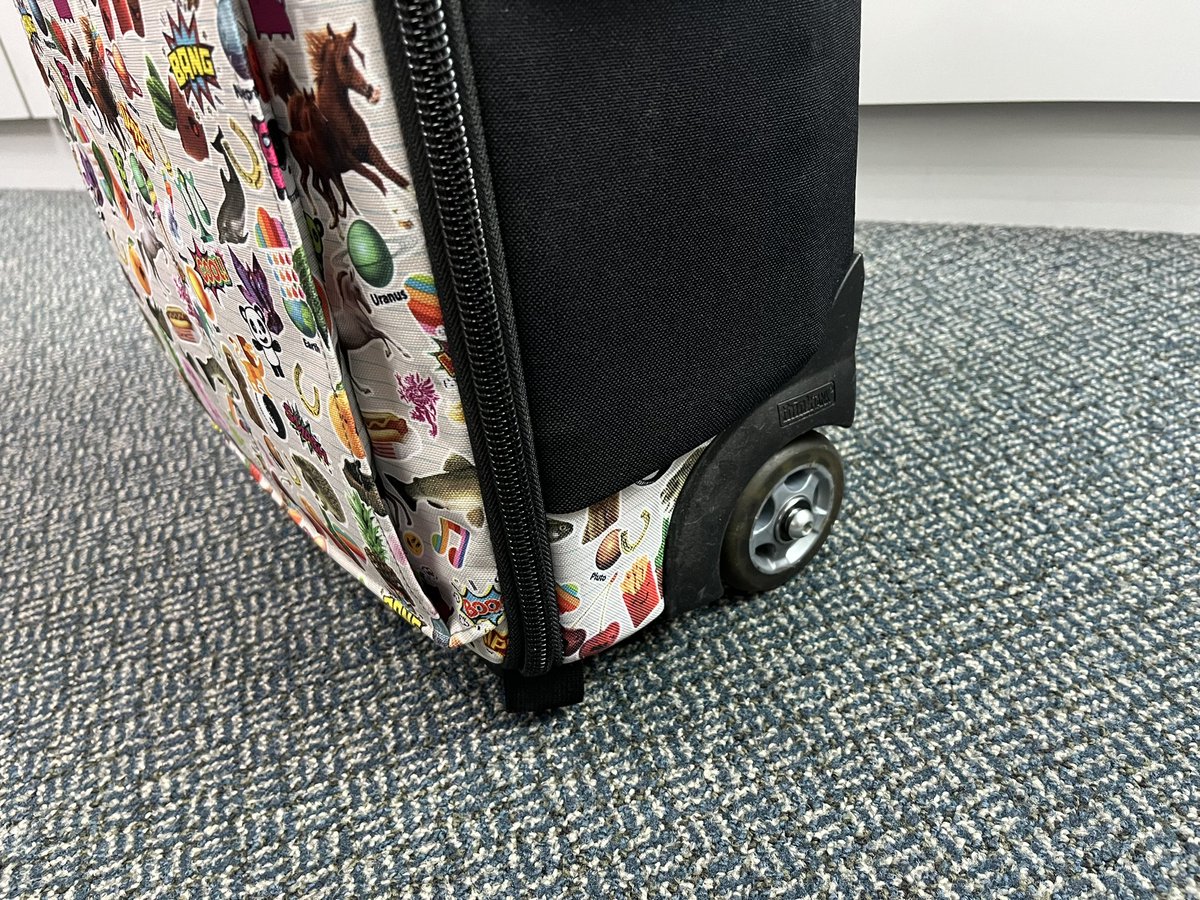 Sanpixs's tweet photo. Wheels are smooth as butter after maintenance. @thinkTANKphoto https://t.co/rFeOJhmIdD