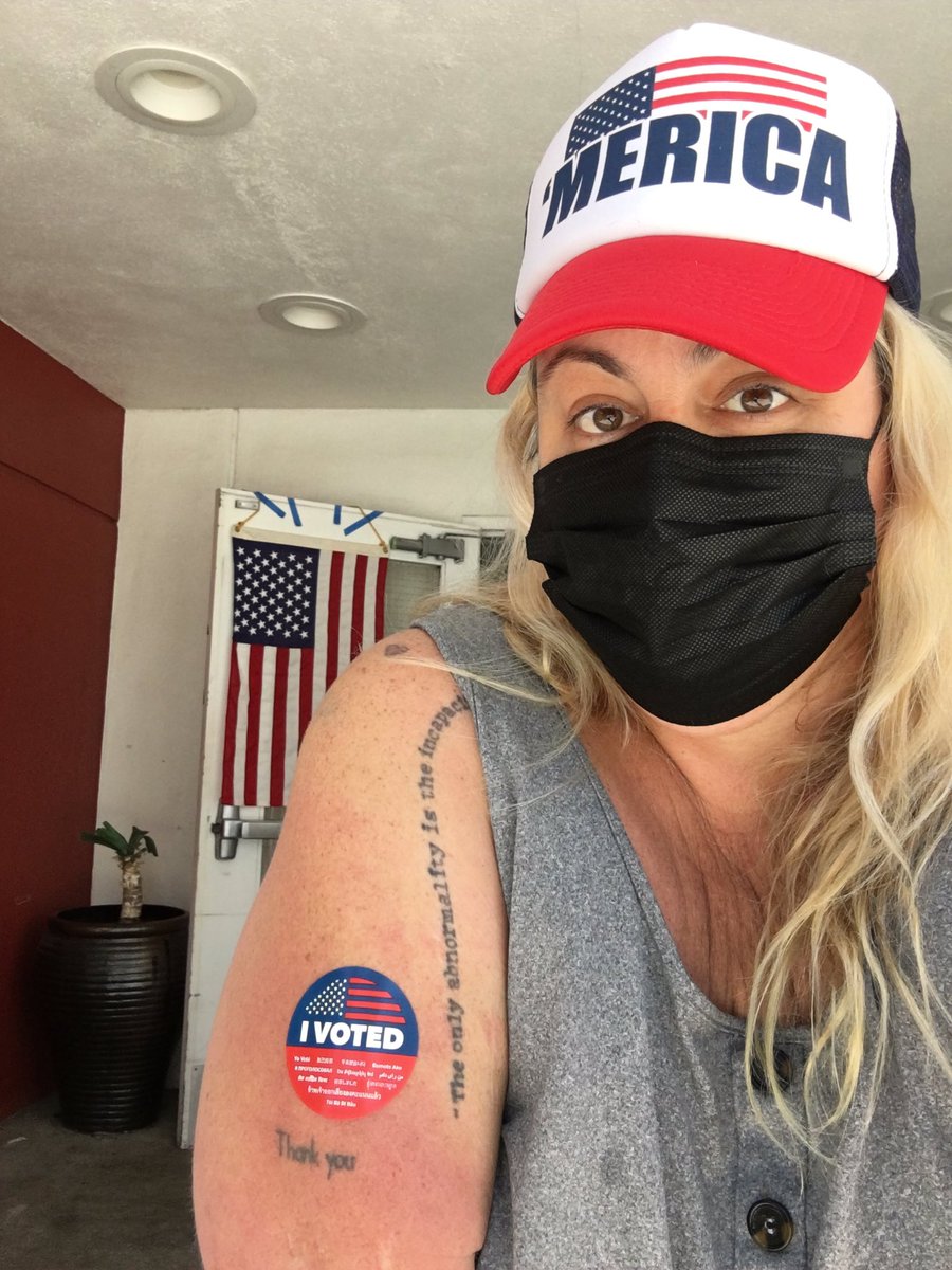 #Vote 🇺🇸✊✊🏽✊🏾✊🏿✊🏼💫