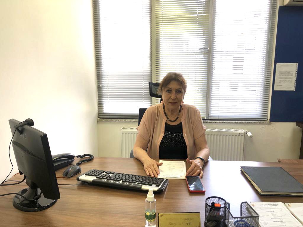 Bugün AK Parti Bakırköy ilçe nöbetçimiz;
İlçe Yönetim Kurulu Üyemiz
Sayın; Gülen Yüksel 
<a href="/YuksellGulen/">Gülen Yüksel</a> 

⏰İlçe Nöbet Saatimiz; 10:00-17:00

ℹ️ Soru, görüş ve önerileriniz için numaramız👇
☎️ 0212 660 89 86

#İnandığınYoldaYürü #Bakırköy

akuyelikistanbul.org