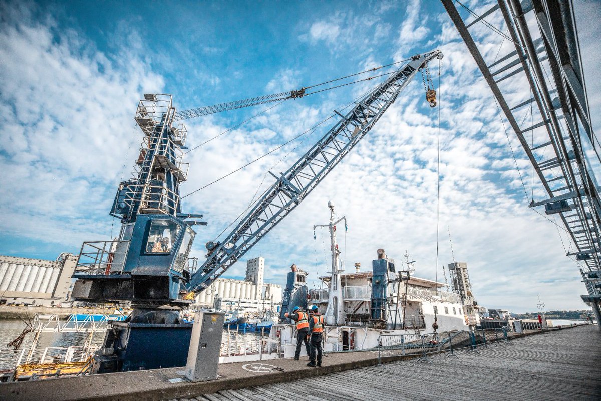 RightShip_'s tweet photo. On #WorldOceanDay we're happy to be a key part of @PortQuebec's #EcoCargo scheme as our GHG Ratings earn discounts for ship owners - a 30% for A, 20% for a B, & 10% for a C rating, allowing ship owners to save fees, while lessening their carbon footprint. https://t.co/BMRdcjjAFn https://t.co/FeC3Y1Prmg