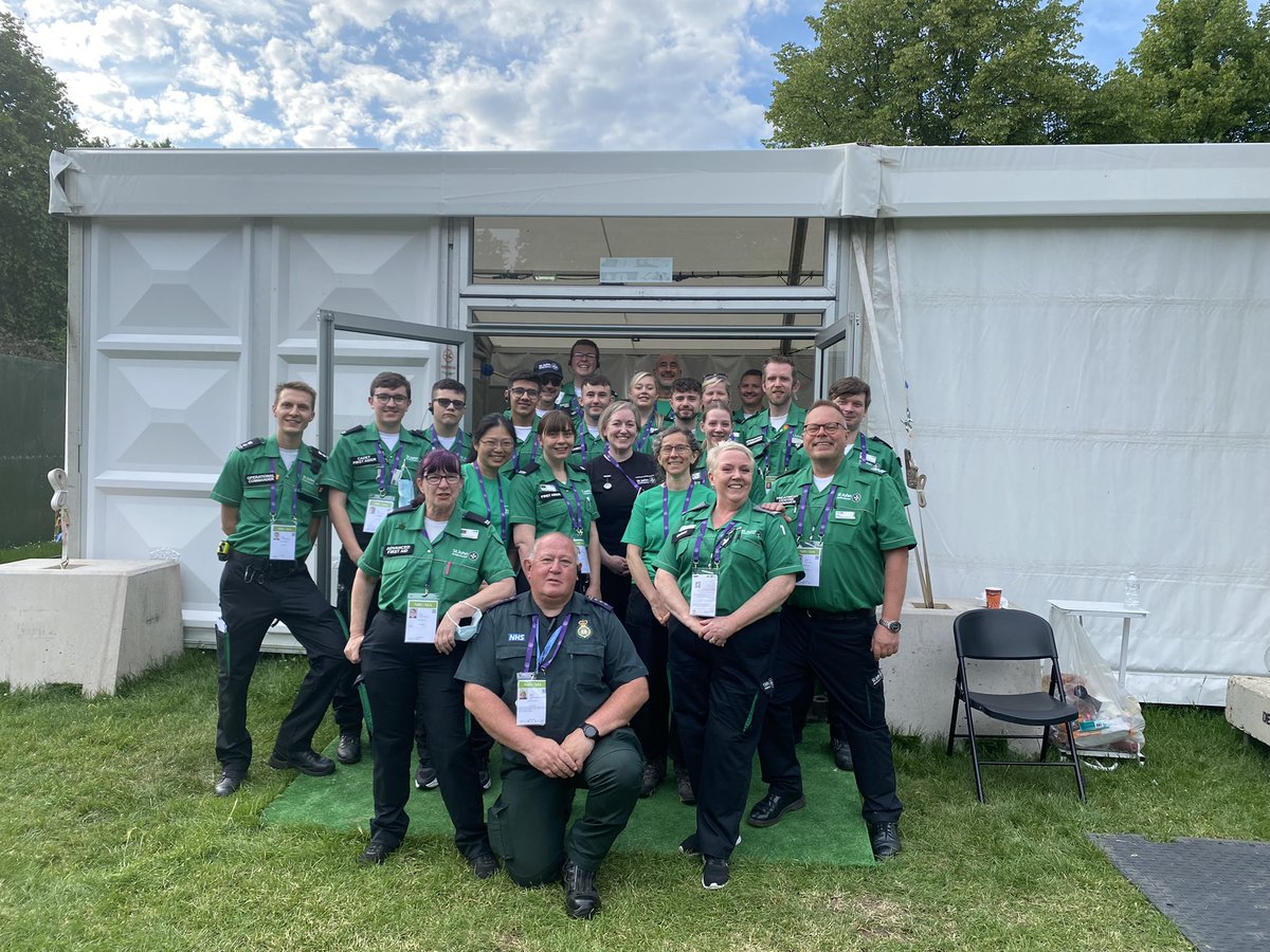 NickAlexTM's tweet photo. An amazing adventure for all and a huge thank you to our amazing #StJohnPeople who supported the  #PlatinumJubilee in London. 👏@ChiefVolunteer it was a pleasure to meet you Ann.💚 Thanks to Andy from @Ldn_Ambulance for his collaborate work and coffee 🚑☕️ https://t.co/NJdTdo70Qw