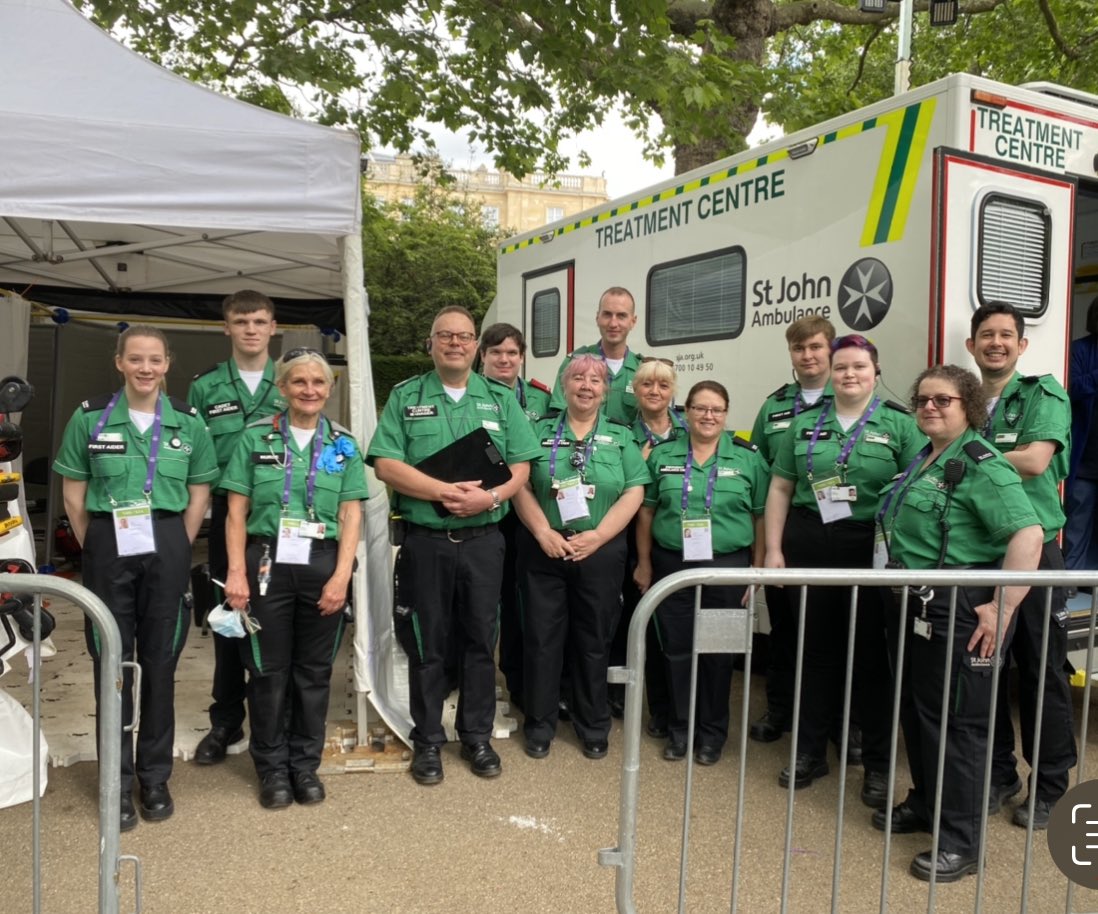 NickAlexTM's tweet photo. An amazing adventure for all and a huge thank you to our amazing #StJohnPeople who supported the  #PlatinumJubilee in London. 👏@ChiefVolunteer it was a pleasure to meet you Ann.💚 Thanks to Andy from @Ldn_Ambulance for his collaborate work and coffee 🚑☕️ https://t.co/NJdTdo70Qw