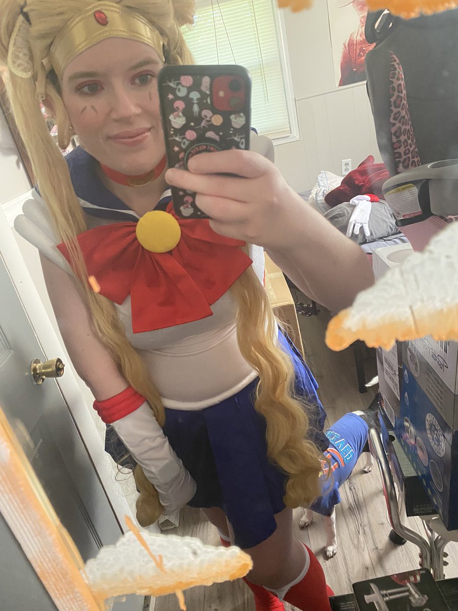 SweetestJen26's tweet photo. My attempt at Sailor Moon cosplay 🌙 #twitchaffiliate #Twitchgirl #gamergirl #sailormooncosplay #amatuercosplay #Usagi #SweetestSin26onTwitch #waifu https://t.co/GrxWxusEeg
