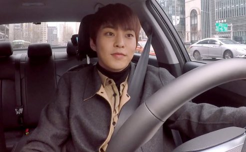 xiuminlooks's tweet photo. Xiumin driving &amp; driving us crazy💘 https://t.co/i5U2kzpeZh