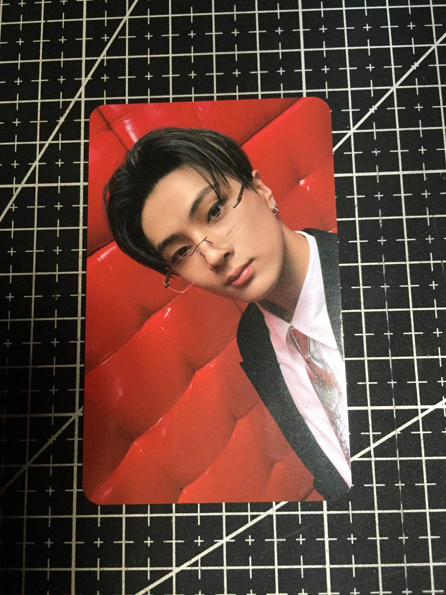 BMK_PH's tweet photo. ꒰ ph | wts | lfb ꒱
   𓏔 800, 780 Php if payo
   𓏔 mint condi 
   𓏔 can do installment
   𓏔 mop: gcash
   𓏔 mod: sco, ggx, jnt
   𓏔 loc: Pasay City Metro Manila

⌗ enhypen pc engene sealed dimension answer da jay pob blessed cursed https://t.co/bTTov063gm