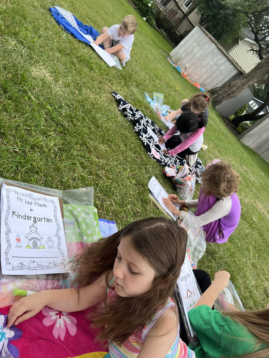 JRobinsonKinder's tweet photo. O=Outside Learning #ABCcelebration #EndOfYearFun We work hard wherever we go! #Kindergarten https://t.co/tpRz7tj08e