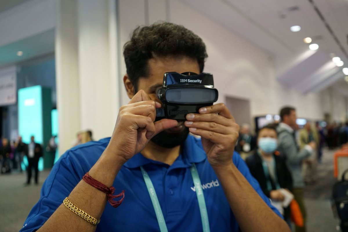 .<a href="/IBMSecurity/">IBM Security</a> is sharing their latest PowerPoint presentation with attendees at #RSAC using the latest available technology.
#Viewmaster <a href="/Mattel/">MATTEL</a>