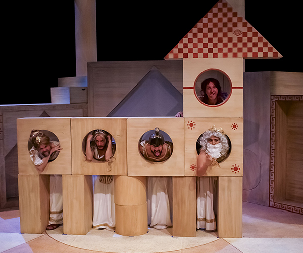 contrlnoticias's tweet photo. #TeatroUNAM estrena #Lamanzanadeladiscordia, una producción que reestructura La Ilíada en el siglo XXI del 9 de junio al 2 de julio y del 4 al 27 de agosto en el Foro Sor Juana Inés de la Cruz. #Breves #QVER #NoticiasEmpresariales @teatrounam https://t.co/BGvtfCsLon