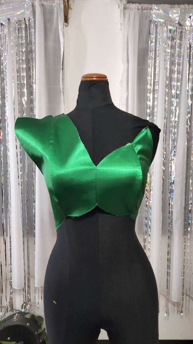 MicroestudioA's tweet photo. #proceso vestido verde bandera de fondo y transparencia en verde limón 🍋 para playa
#MaxAstorga https://t.co/lRlP1zhPdf