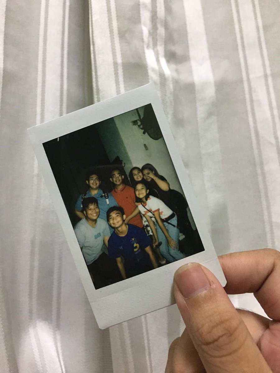 MaverickDeVera1's tweet photo. Happy National Best Friend Day.

@Johnnylang031 @JnlMllr @Ruskinmenace @crmllwrld
@shingcands @YourSisiya
@JaysonSalvi @caloypellero16 
@rfljnthnrys 

and sa Iba na nasa Pic.
thanks for the Friendship 💚💖
MAHAL KO KEYOO 🥰🌸 https://t.co/up3EJyMqnU