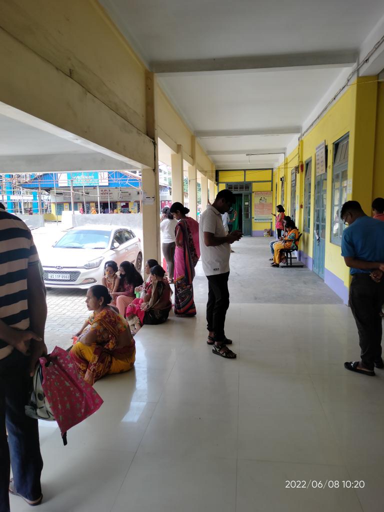 deb_saumen's tweet photo. Respected @dccachar @nhmcachar @CMOfficeAssam @himantabiswa @keshab_mahanta  Sir and Madam it's 10.25am n we are standing here at SMD Civil. Hosp. Silchar for Vaccination but still no staff is there and no one  inform us when they will come.

Plz do the needful.. Thank you https://t.co/B5ORMcTFuO
