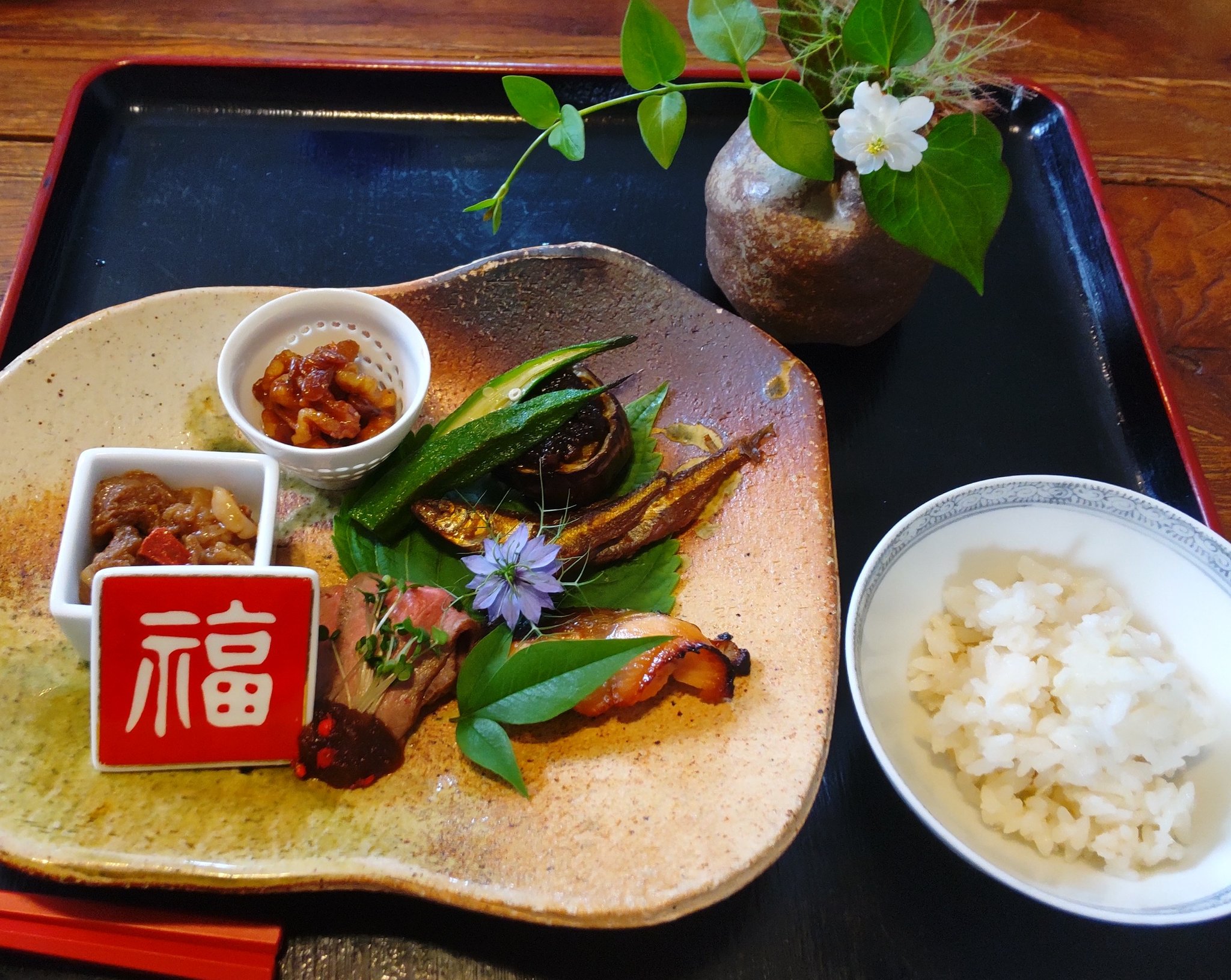 ビューロッジ琵琶 Viewlodgebiwa Twitter