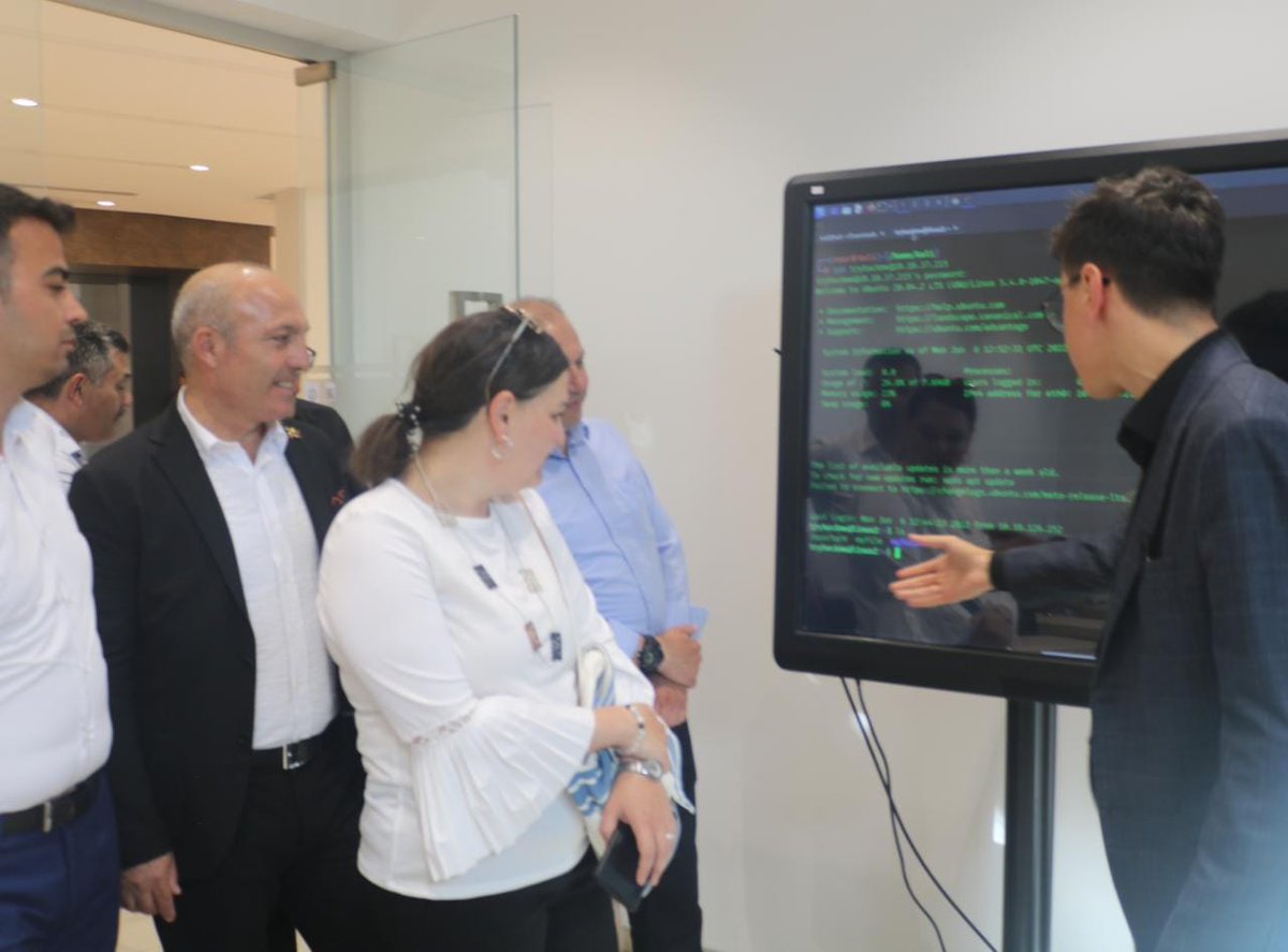 Polat Həşimovla vətənə xidmət mədəniyyəti, Mübariz İbrahimovla intiqam ruhu, Lütfizadə ilə dünyaya Azərbaycan adını tanıdan gənclik, bu gün  eyni ruh mübarizəsinə davam edir.! #sahinaliyev #kiberplatforma <a href="/kiberplatforma/">Kiber Təhlükəsizlik Platforması</a>