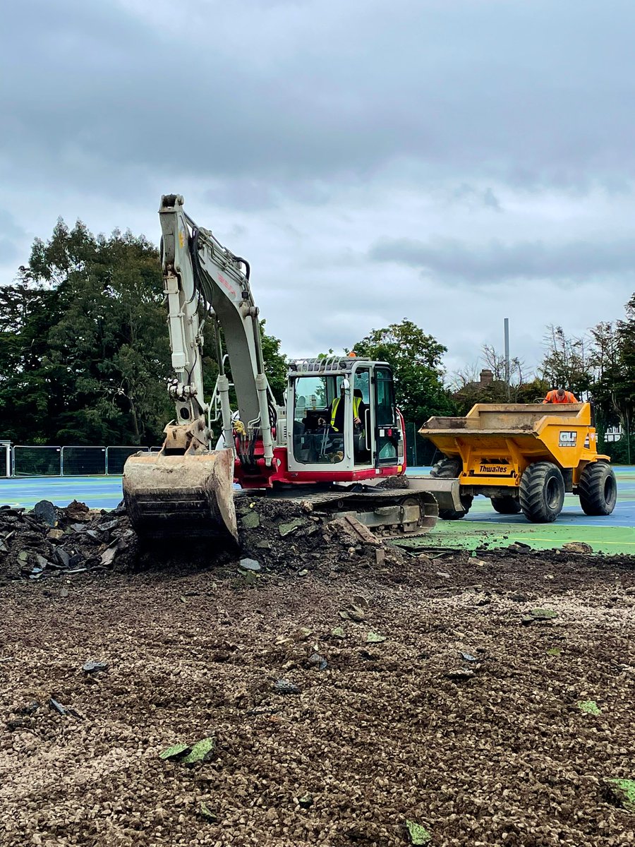 QAS_head's tweet photo. The diggers are in! Good progress being made on Phase 1 of our sports development project. This is all taking place just beyond my back garden so I’ll be following progress daily! #QASsport #QASlife @BishamAbbeyNSC @the_LTA @BerksNetball https://t.co/4A9D8bsrMG