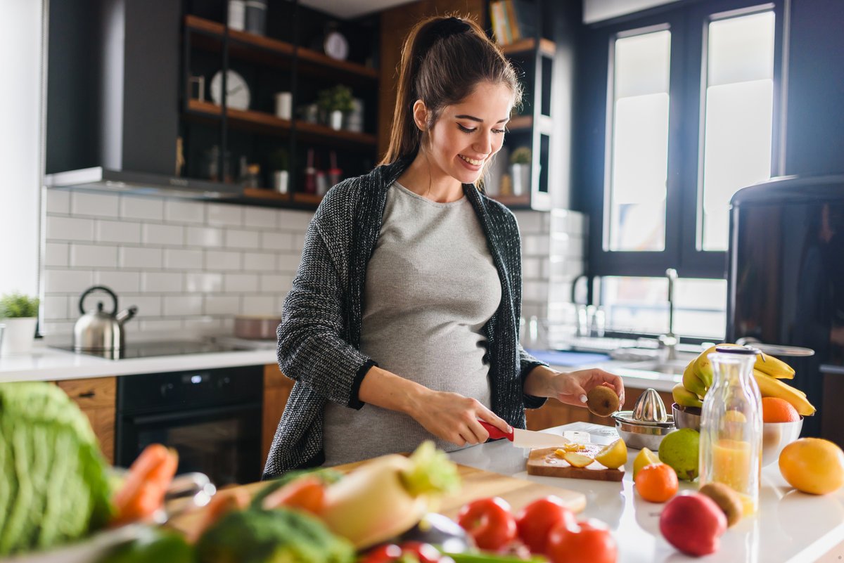If you develop diabetes when pregnant you may be able to keep your blood sugars at the right level through diet and exercise. Learn more about the best foods for #gestationaldiabetes

medicine.com/health/gestati…