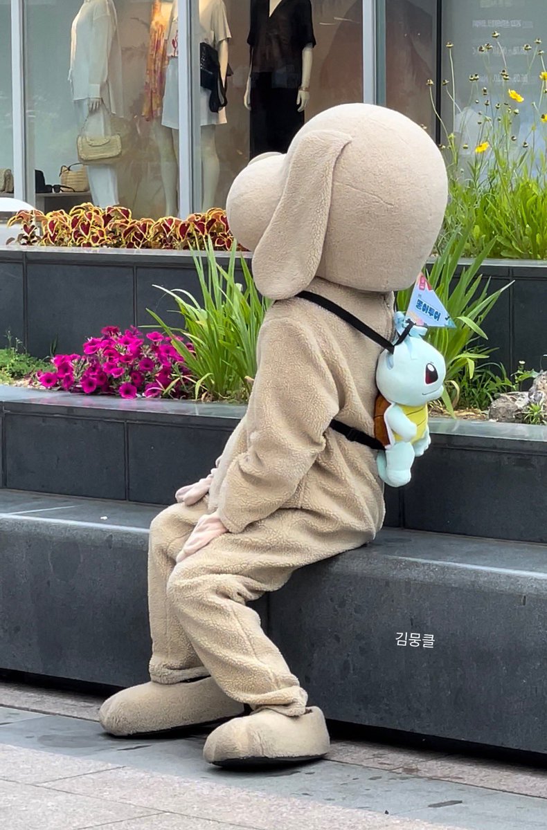 xxxonibugi's tweet photo. 생일 축하해 🎂🎁🤍
완전 사랑해요!!!

📸 ccto

#종현이와_같이_걸어갈_우리
#HAPPY_JONGHYEON_DAY https://t.co/uuh2TL4n5O