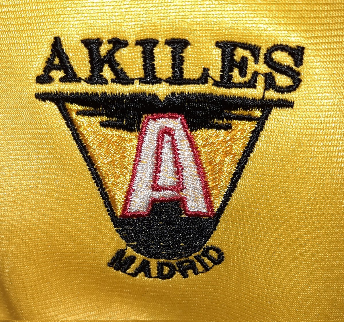 ClubAkilesATL's tweet photo. Es nuestro escudo. Son nuestros colores 🟡

#atletismo #AtletismoMadrid #CasaDeCampo #runner #runnermadrid #runners #runnersMadrid #corredores #running #RunningMadrid https://t.co/wJjkfE1Ftx