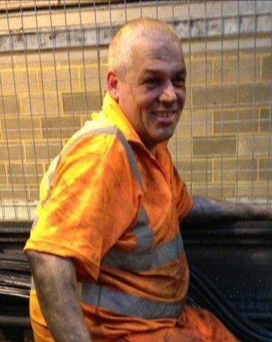 1968_tracey's tweet photo. @JasonForCroydon This is my partner, who worked at Croydon tramlink, his name is Stewart Grainger, age 49, dad to 5 children &amp; a grandson due in August. My life for the last 10 years, gone in the blink of an eye. RIP babe until we meet again 💔😭 https://t.co/dbcmu0q4rW