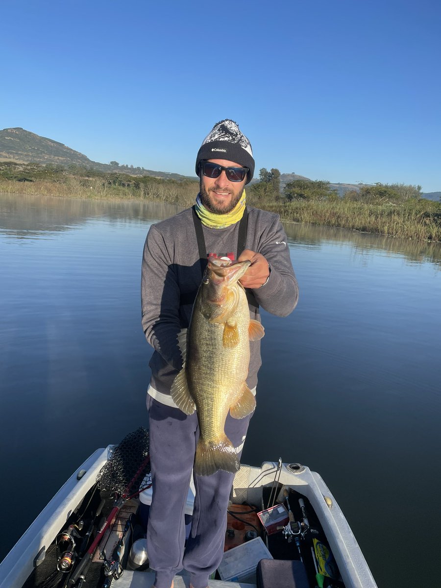 wr_fishing's tweet photo. Winter biggin #fishing #bassfishing #outdoors #WINTER https://t.co/mqrIWcHRNZ
