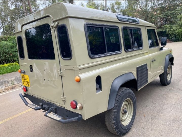 Sapayian's tweet photo. 🔹Land Rover Defender
🔹2500cc Diesel Engine
🔹5 speed Manual Transmission
🔹Location - Nairobi
🔹Ksh 1,150,000
🔹Call - 0794800612 https://t.co/yVUhOFRq9D