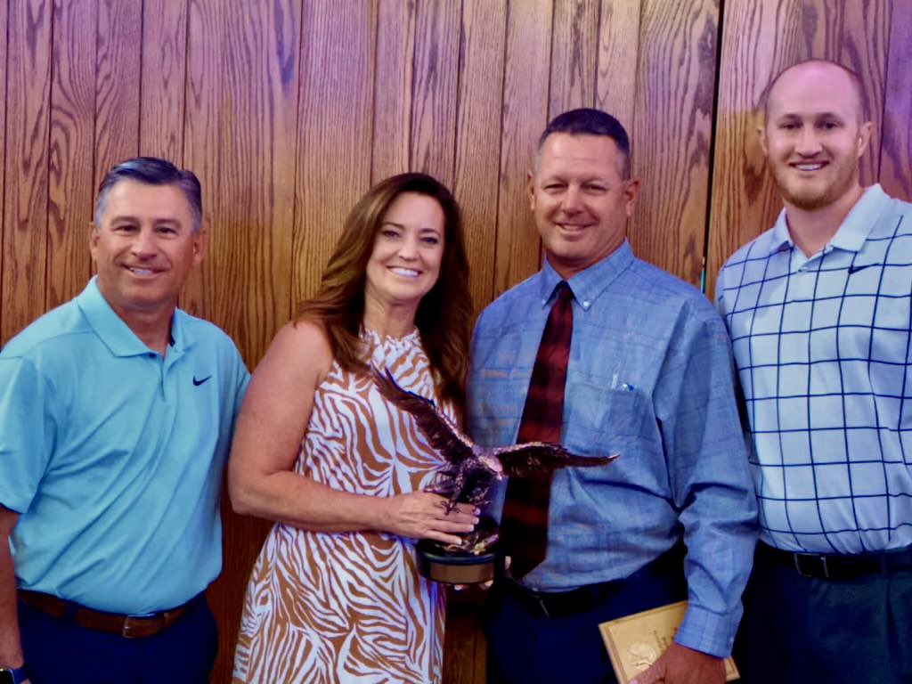 Swilson2436's tweet photo. Such an honor to be inducted into my High School’s Hall of Fame tonight! Thank you @DakotaRidgeHS and @DRHS_baseball for providing such an amazing foundation to my life and career. #DRidge
Also, thank you to my mom and best friend/teammate for accepting the award on my behalf! https://t.co/mZzgiItage