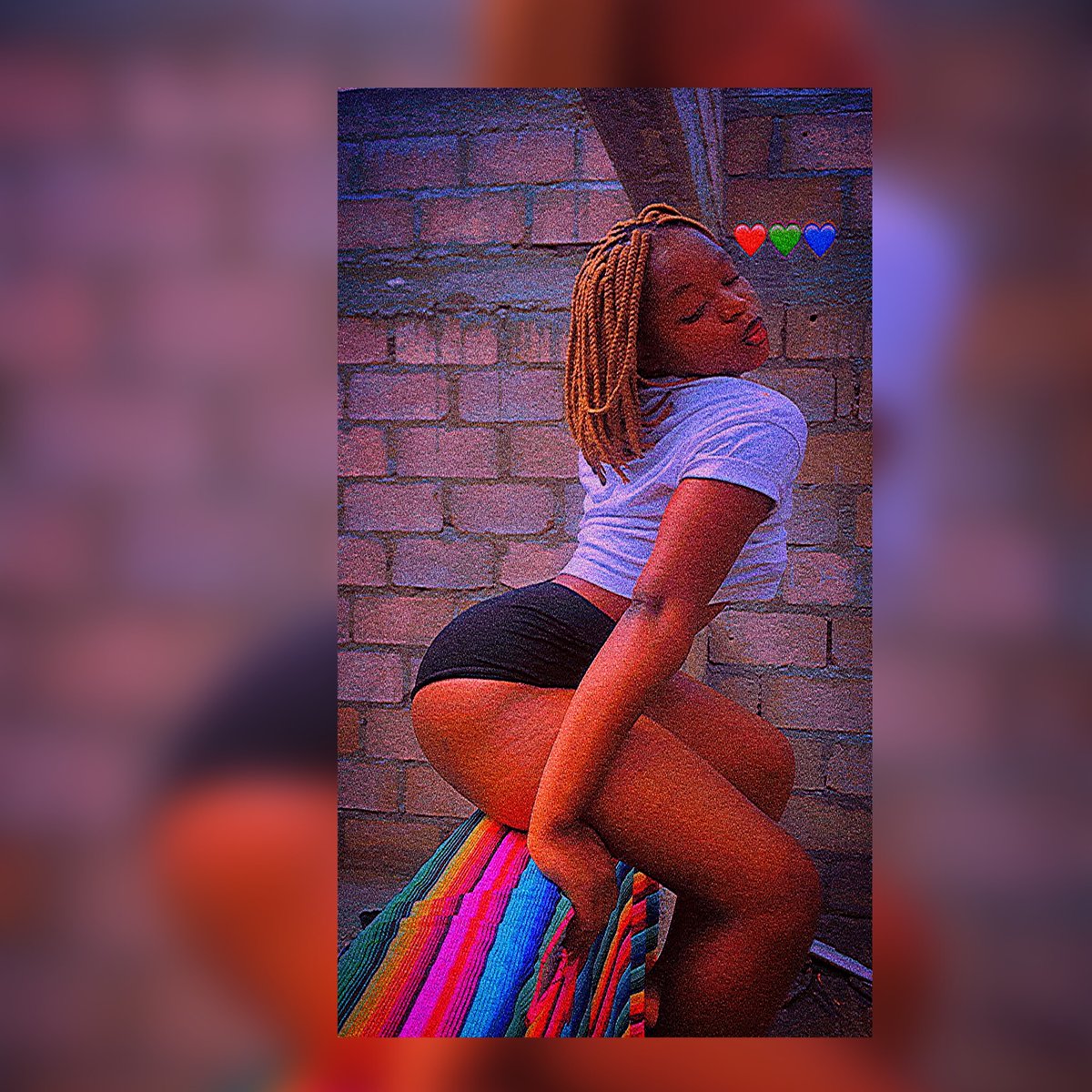 LsabellaXavier's tweet photo. What do you think 🤔♥️ https://t.co/C0wmxkdtAR