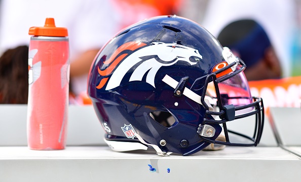 FOX Sports Radio (@foxsportsradio) on Twitter photo 🎙️ <a href="/howaboutafresca/">Jason Smith</a>: "This tells us one thing: if the #Broncos are worth $4.65 billion, teams like the Cowboys, Giants, Knicks, Lakers and the Yankees would sell for north of $10 billion dollars. It wouldn’t even be close."
w/ <a href="/SwollenDome/">Mike Harmon, Loudmouth</a>
🔊LISTEN👉 ihr.fm/3NZJw7l 🎙️ <a href="/howaboutafresca/">Jason Smith</a>: "This tells us one thing: if the #Broncos are worth $4.65 billion, teams like the Cowboys, Giants, Knicks, Lakers and the Yankees would sell for north of $10 billion dollars. It wouldn’t even be close."
w/ <a href="/SwollenDome/">Mike Harmon, Loudmouth</a>
🔊LISTEN👉 ihr.fm/3NZJw7l