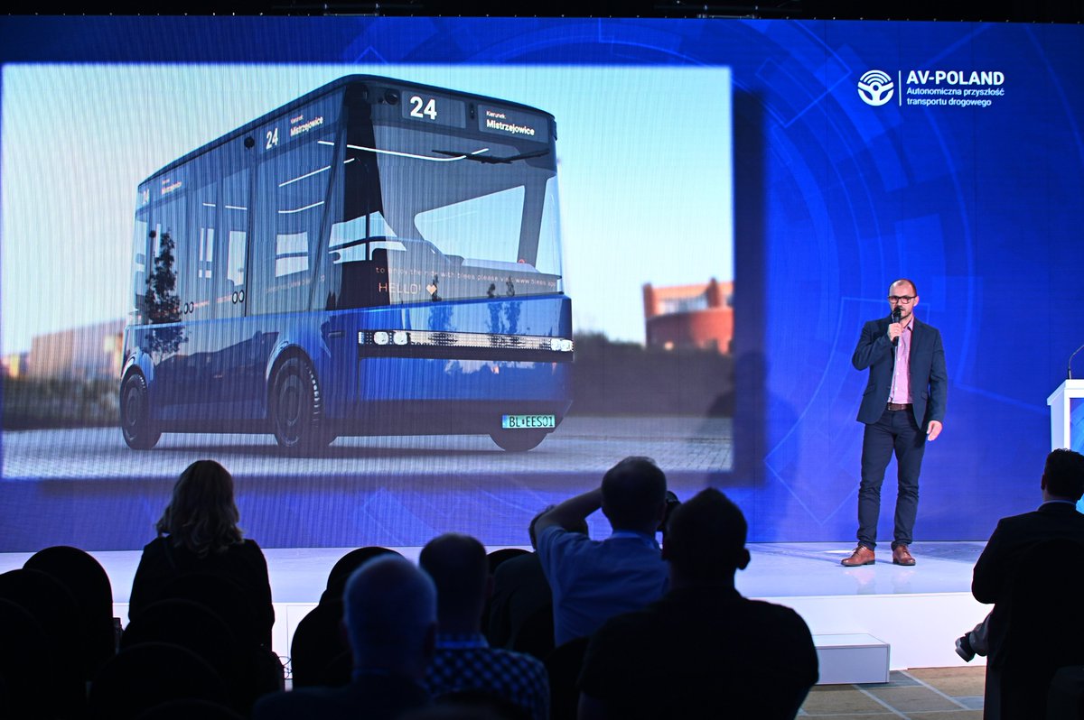 AV_Poland's tweet photo. Pełna relacja #foto #wideo z #AVPoland 2⃣0⃣2⃣2⃣ 📸https://t.co/03i8R4fvxP
Dziękujemy, że byliście z Nami😀
#PojazdyAutonomiczne #CAD #AI #CKPAP https://t.co/xQnwWUPCzM